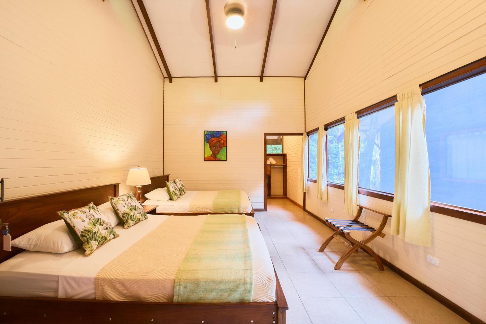 Evergreen Lodge ตอร์ตูเกโร ภายนอก รูปภาพ