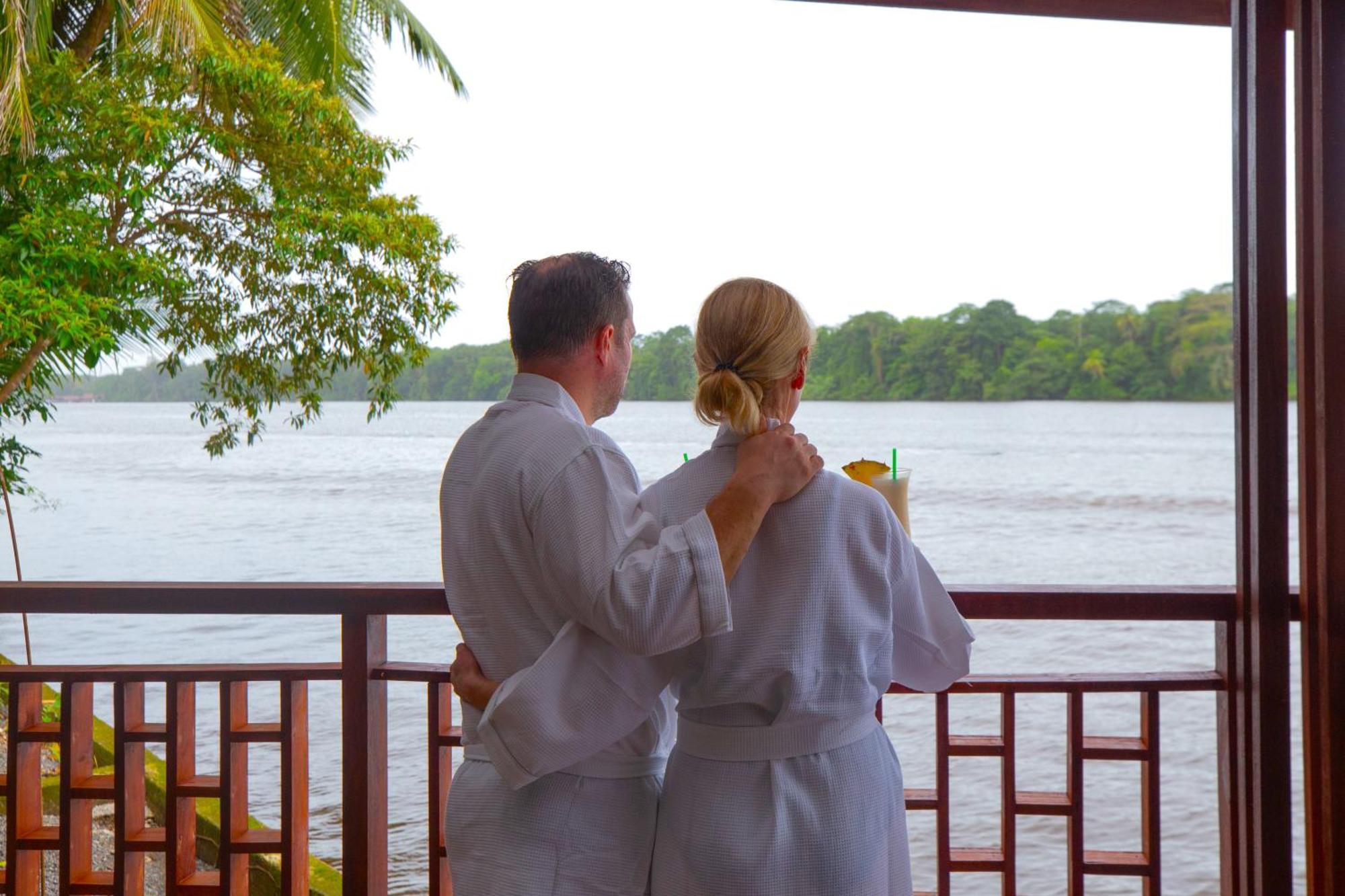 Evergreen Lodge ตอร์ตูเกโร ภายนอก รูปภาพ